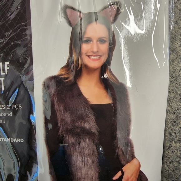 NWT Suit Yourself Women's Wolf Kit Halloween Costume Cosplay Easy Headband Tail - Picture 2 of 5